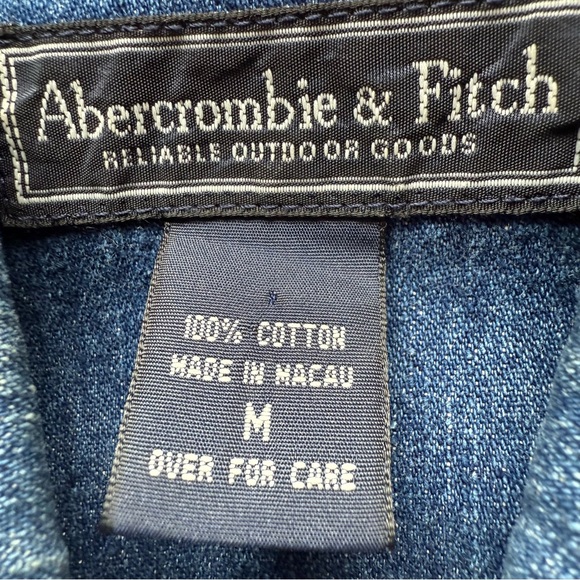 Abercrombie & Fitch Dark Wash Denim Button Front Vest Size M - Picture 9 of 11